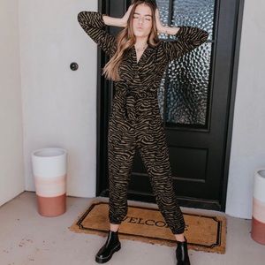 Super cute jumpsuit zebra pattern